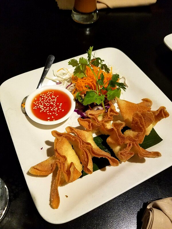 Crab Cream Cheese Rangoon(5)